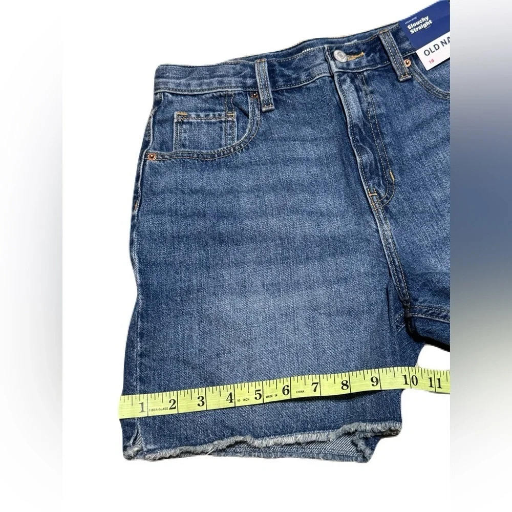 Old Navy High-Rise Slouchy Straight Distressed Denim Shorts Girl Size 16